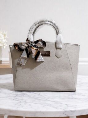 London Skye Light Gray Large Tote – Brand New w/ Dust Bag